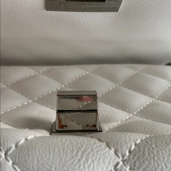 Chanel-look Quilted Bag Cream INC International Concepts - Picture 10 of 11